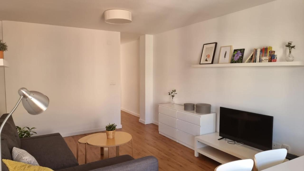 Piso Centrico Reformado / Apartment In The Center Nerja Buitenkant foto