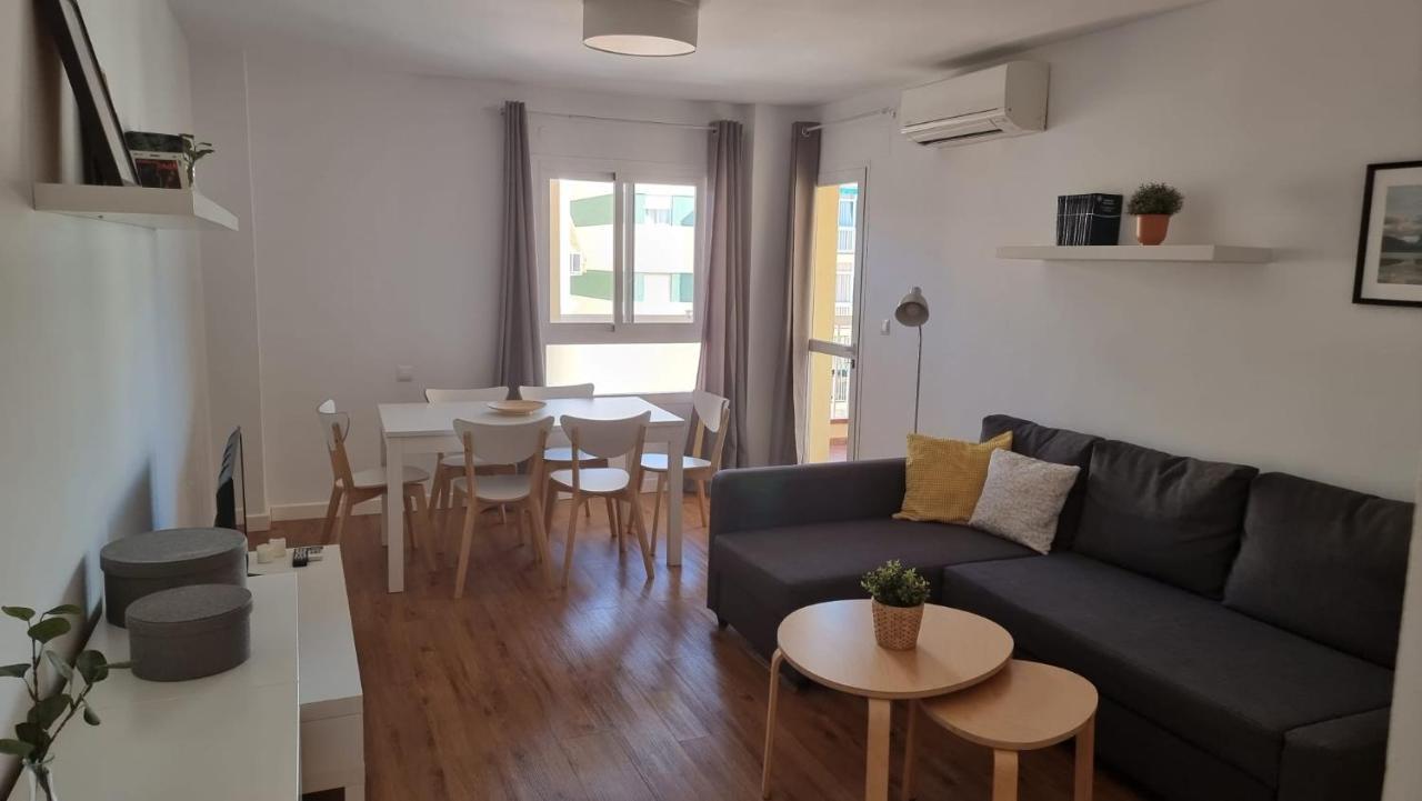 Piso Centrico Reformado / Apartment In The Center Nerja Buitenkant foto