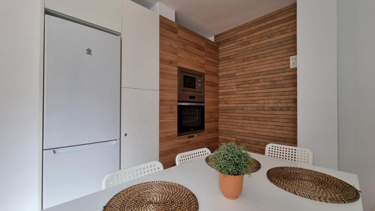 Piso Centrico Reformado / Apartment In The Center Nerja Buitenkant foto