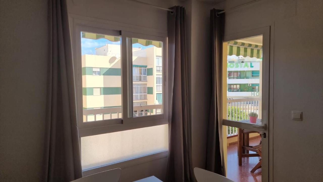 Piso Centrico Reformado / Apartment In The Center Nerja Buitenkant foto